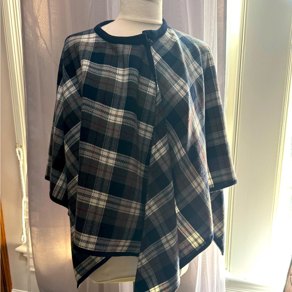 Bon Worth Plaid Cape OSFA